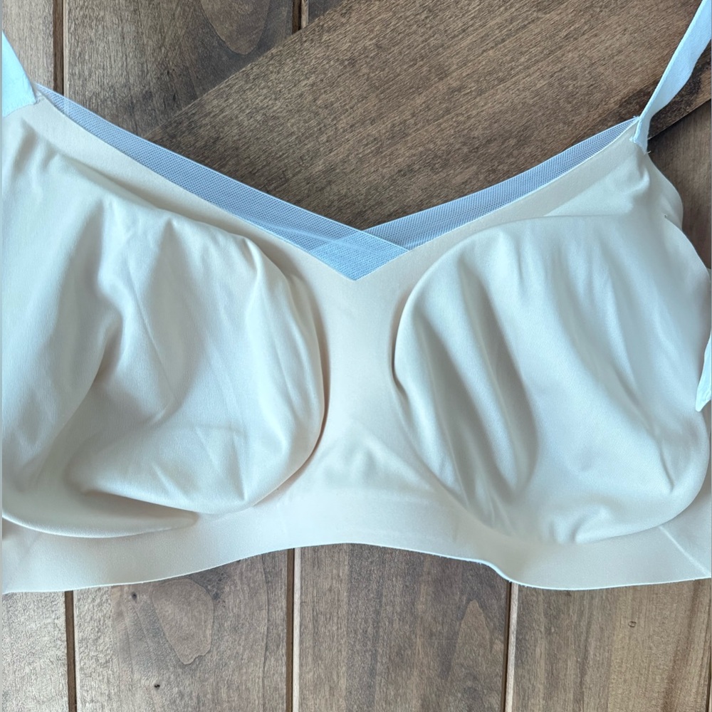 Honey Love Crossover Bra Astral White Size XL 38D/DD(E) - Picture 5 of 8